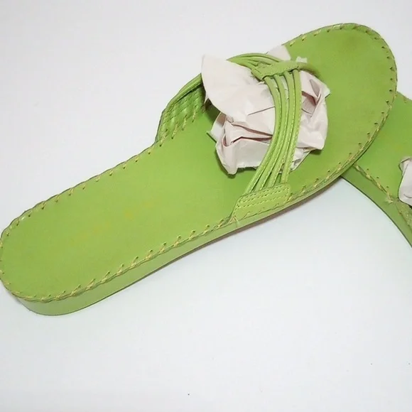 Gianni Bini Lime Green leather strap sandals. Stitched design. Size 8 - Picture 4 of 9